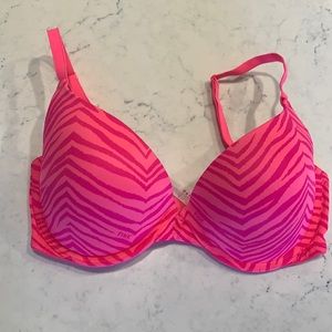 VS Pink Bra